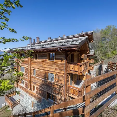 La Forêt 5 - Access - Centre Station